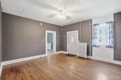 Living - 116 Pike St, Reading, OH 45215 photo 1 of 7