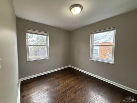 Bedroom - 337 Dorothy Ln, Kettering, OH 45419 photo 1 of 3