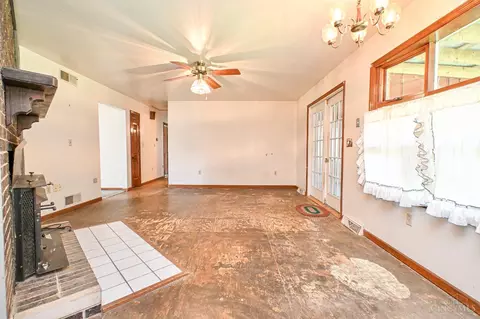 466 Stephens Rd, Hamilton Township, OH 45039 photo 11