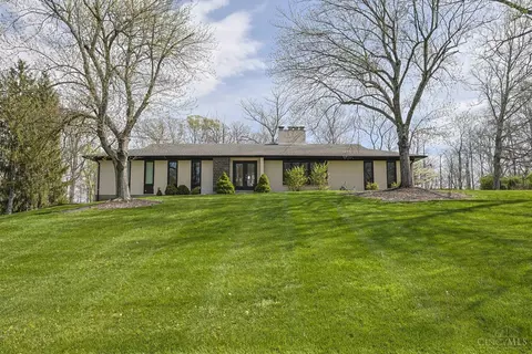 8120 Clippinger Dr, Cincinnati, OH 45243