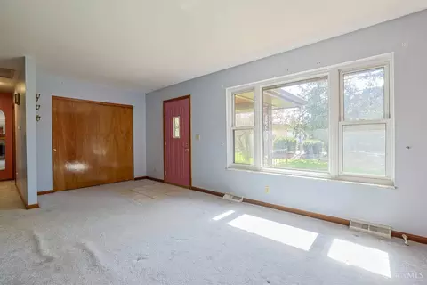 Living - 8969 Harrison Pike, Cleves, OH 45002 photo 3 of 4