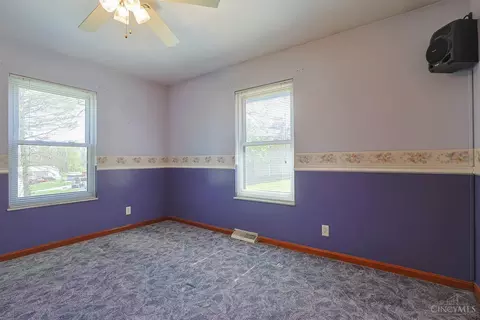 Bedroom - 8969 Harrison Pike, Cleves, OH 45002 photo 5 of 6