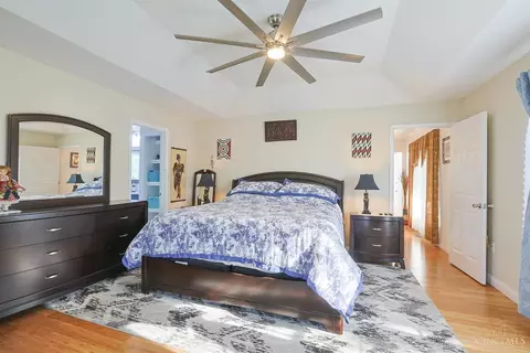 Bedroom - 9275 Whitebirch Dr, Cincinnati, OH 45231 photo 2 of 6