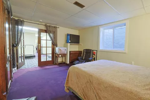 Bedroom - 9275 Whitebirch Dr, Cincinnati, OH 45231 photo 6 of 6
