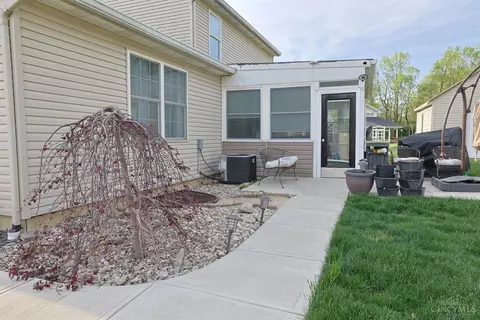 Exterior - 9275 Whitebirch Dr, Cincinnati, OH 45231 photo 8 of 16