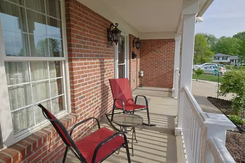 Exterior - 9275 Whitebirch Dr, Cincinnati, OH 45231 photo 4 of 16