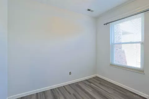 Bedroom - 212 Duchess Ln, Cincinnati, OH 45255 photo 4 of 4