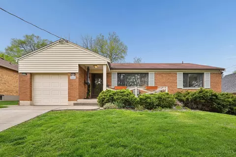 5577 Sunnywoods Ln, Cincinnati, OH 45239