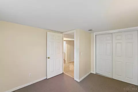 Bedroom - 3939 Davis Ave, Cheviot, OH 45211 photo 2 of 2