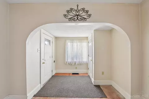 Entry Way - 3939 Davis Ave, Cheviot, OH 45211 photo 1 of 2