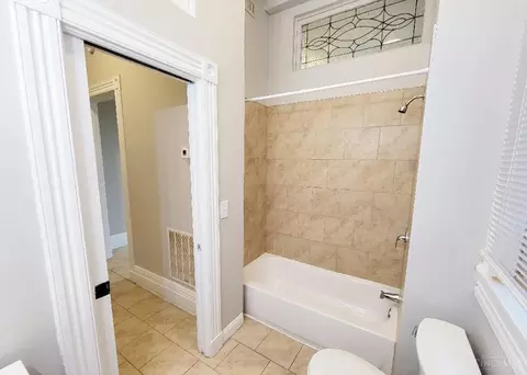 Bath - 2215 Ohio Ave, Cincinnati, OH 45219 photo 3 of 3