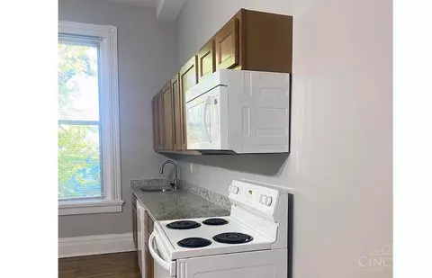 Kitchen - 2215 Ohio Ave, Cincinnati, OH 45219 photo 4 of 6