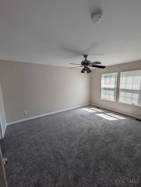Bedroom - 8724 Galecrest Dr, Hamilton Township, OH 45039 photo 5 of 5