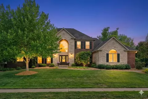 8539 Ivy Trails Dr, Cincinnati, OH 45244