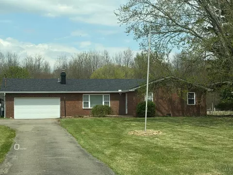 1501 Starling Rd, Bethel, OH 45106