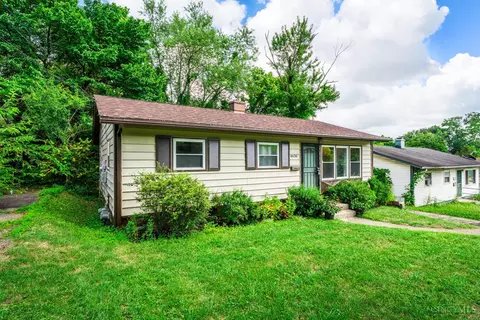 Exterior - 4636 Ashtree Dr, Cincinnati, OH 45223 photo 5 of 7