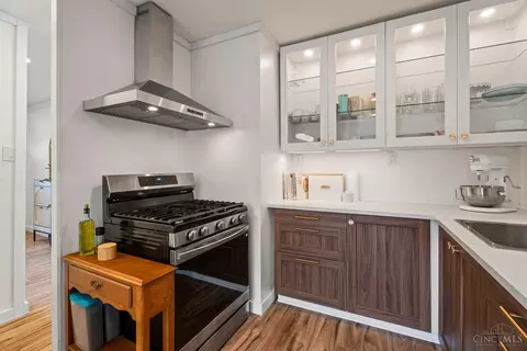 Kitchen - 4636 Ashtree Dr, Cincinnati, OH 45223 photo 2 of 4