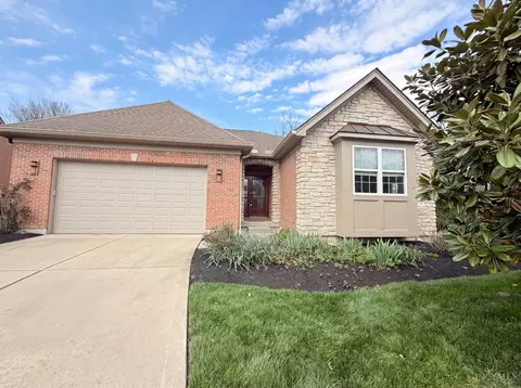 Exterior - 8016 Stonegate Dr, Cincinnati, OH 45255 photo 3 of 5