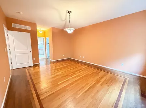 Living - 8016 Stonegate Dr, Cincinnati, OH 45255 photo 3 of 7
