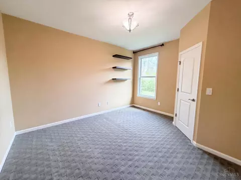 Bedroom - 8016 Stonegate Dr, Cincinnati, OH 45255 photo 2 of 2