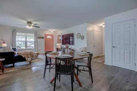 Dining - 2618 Ruby Ln, Middletown, OH 45044 photo 1 of 2