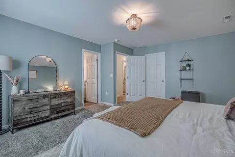 Bedroom - 2618 Ruby Ln, Middletown, OH 45044 photo 2 of 4