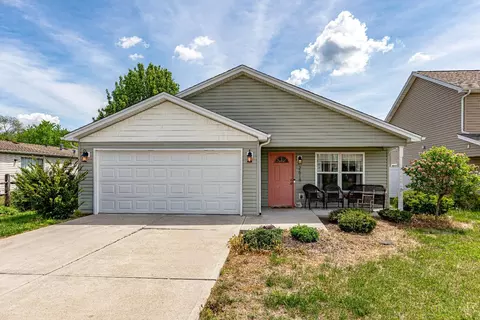 Exterior - 2618 Ruby Ln, Middletown, OH 45044 photo 2 of 7