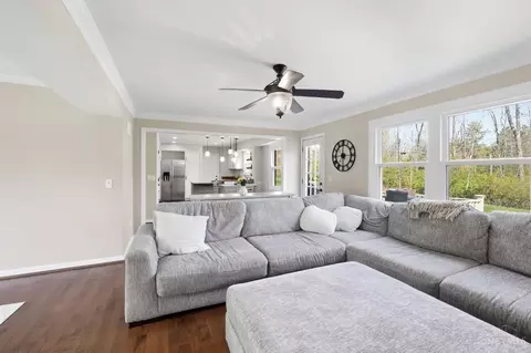 Living - 660 Brandy Way, Cincinnati, OH 45244 photo 7 of 7