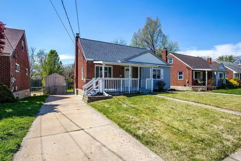 3041 Crestmoor Ln, Cincinnati, OH 45238
