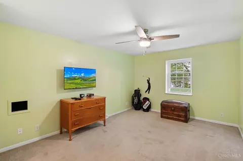 Bedroom - 573 Pepper Ridge Rd, Cincinnati, OH 45244 photo 6 of 7