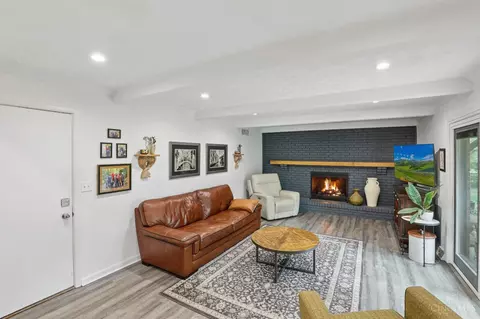 Living - 573 Pepper Ridge Rd, Cincinnati, OH 45244 photo 1 of 3