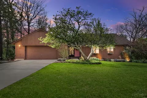 3875 Blackwood Ct, Blue Ash, OH 45236