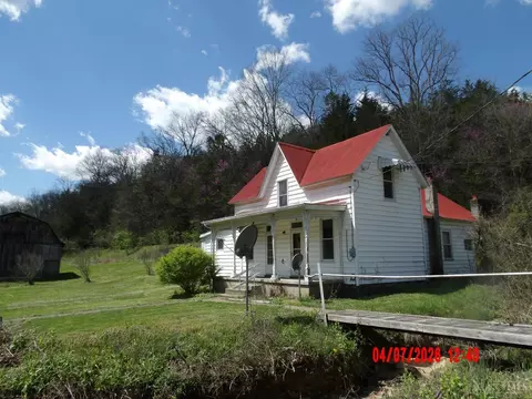1165 State Route 41, Manchester, OH 45144