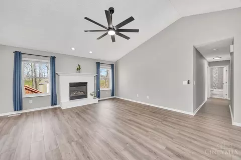 Living - 9697 Fallsridge Ct, Cincinnati, OH 45231 photo 1 of 8