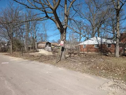 3976 Myron Ave, Trotwood, OH 45416