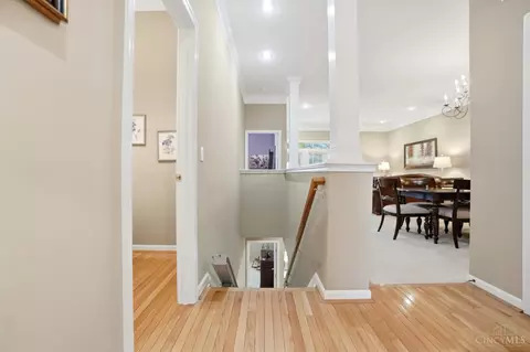 Entry Way - 8153 Trotters Chase, Cincinnati, OH 45249 photo 3 of 6