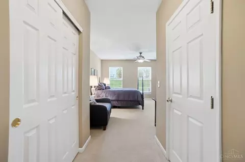 Entry Way - 8153 Trotters Chase, Cincinnati, OH 45249 photo 5 of 6