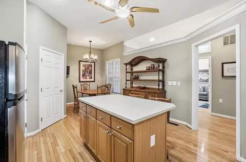 Kitchen - 8153 Trotters Chase, Cincinnati, OH 45249 photo 5 of 9