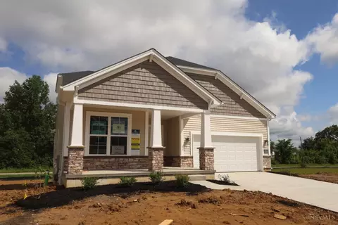 Exterior - 1514 Acadia Dr, Maineville, OH 45039 photo 2 of 2