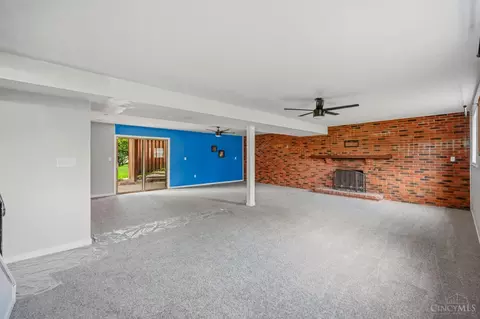 Living - 3647 Galbraith Rd, Cincinnati, OH 45236 photo 5 of 5