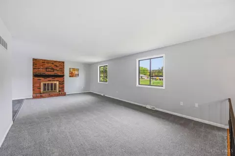 Living - 3647 Galbraith Rd, Cincinnati, OH 45236 photo 1 of 5