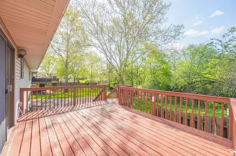 Exterior - 3647 Galbraith Rd, Cincinnati, OH 45236 photo 6 of 12