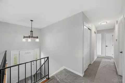 Entry Way - 3647 Galbraith Rd, Cincinnati, OH 45236 photo 1 of 1