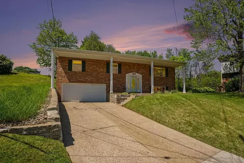 3694 Oakmeadow Ln, Colerain Twp, OH 45247