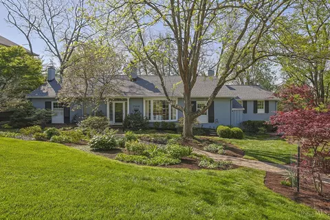 3506 Bayard Dr, Cincinnati, OH 45208