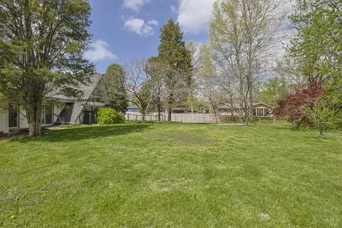 Exterior - 4160 Brookfield Dr, Cincinnati, OH 45245 photo 10 of 19