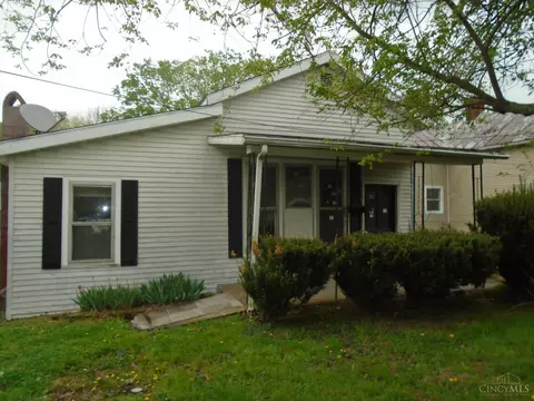 704 Broadway St, Manchester, OH 45144