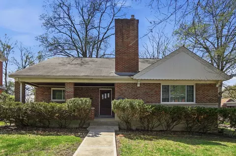 2753 Werkastle Ln, Cincinnati, OH 45211