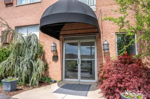 880 Rue De La Paix, Cincinnati, OH 45220