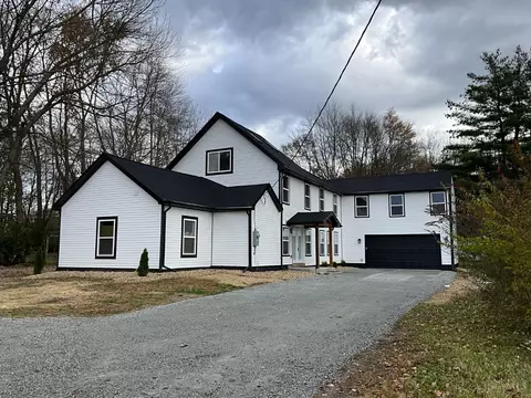 3016 St Rt 132, Amelia, OH 45102